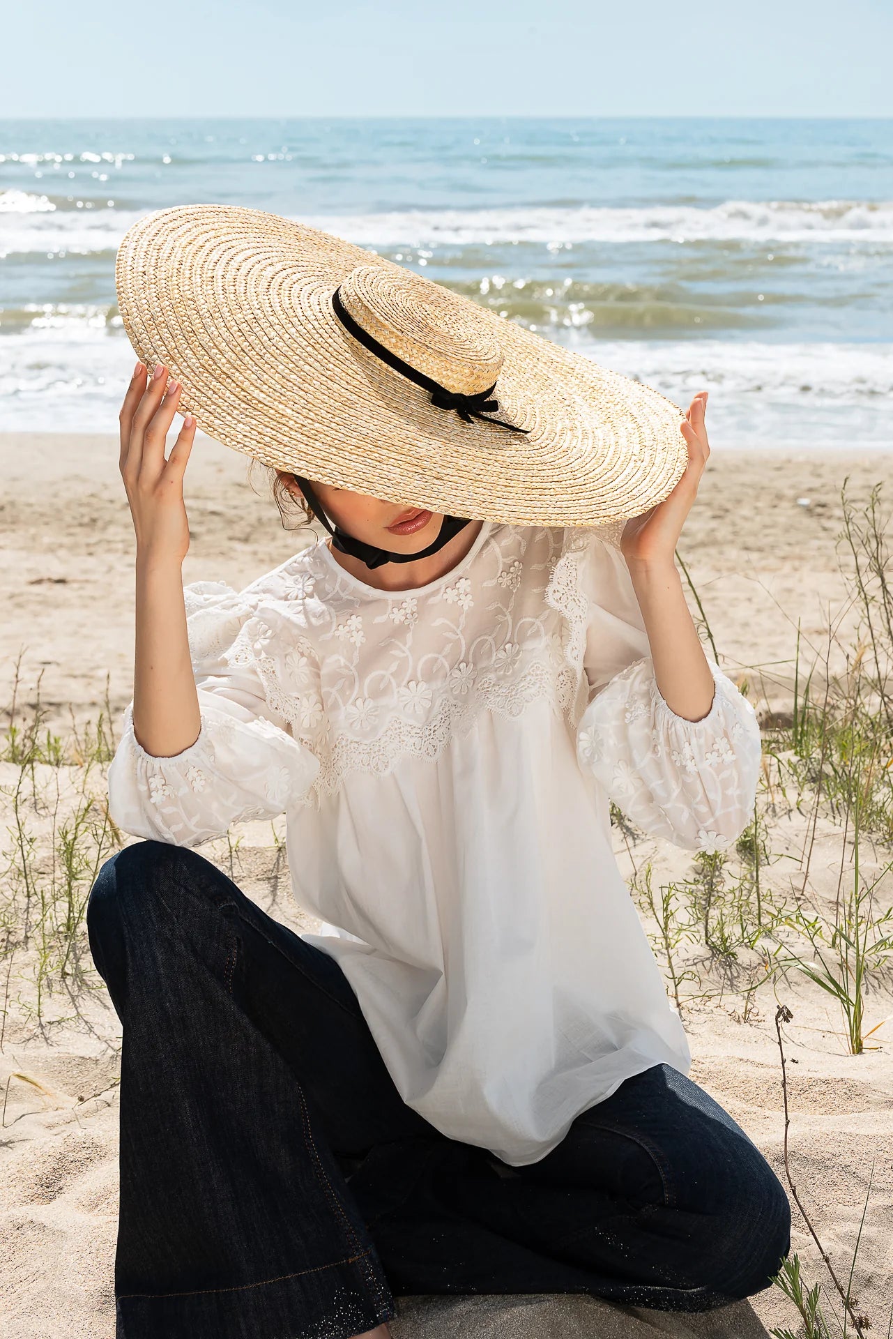 Bluza Alba Maramu cu Broderie Tridimensionala