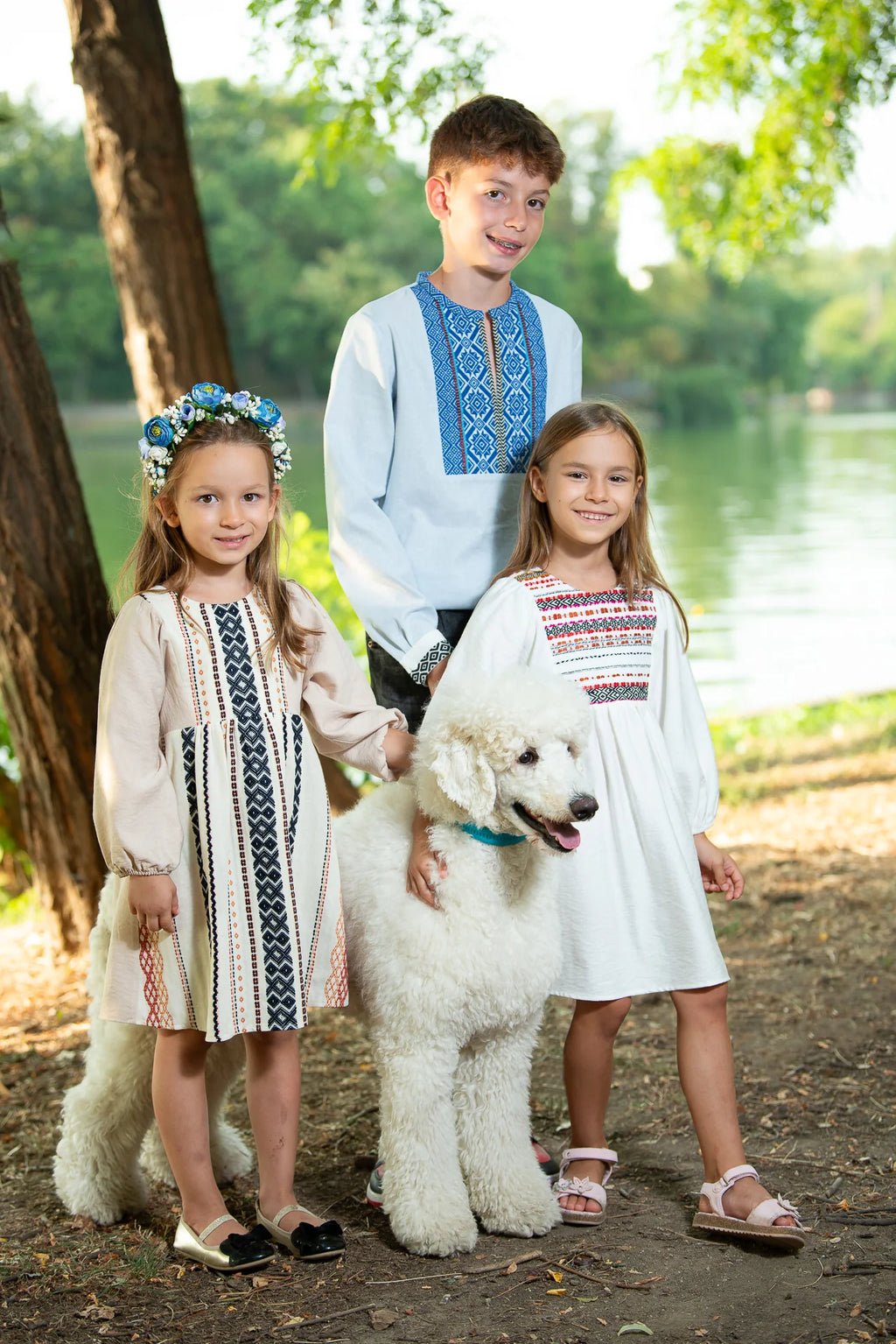 Rochita traditionala fetite Smaranda 8 - 15 ani