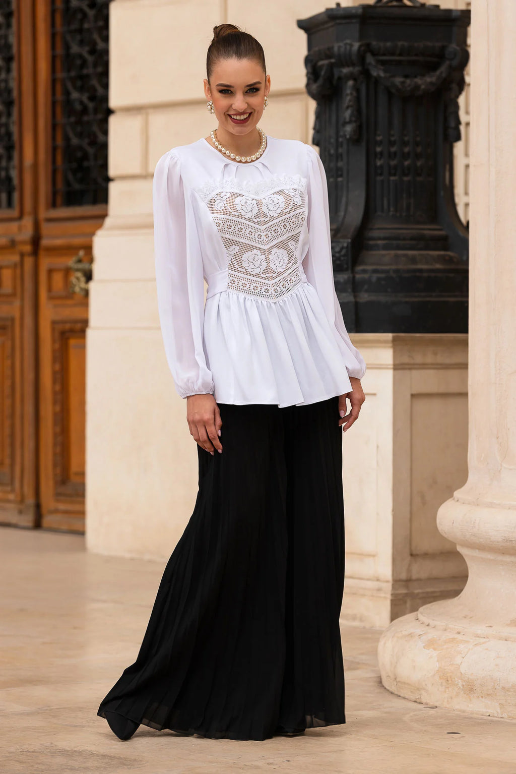 Bluza Alba cu Corset Integrat
