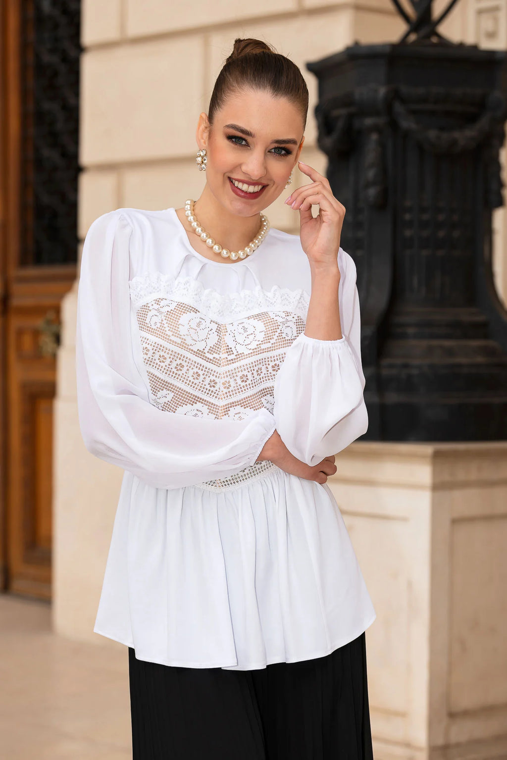 Bluza Alba cu Corset Integrat