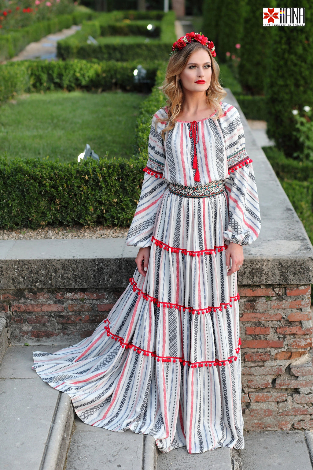 Rochie Boho Populara Stilizata cu Motive Traditionale