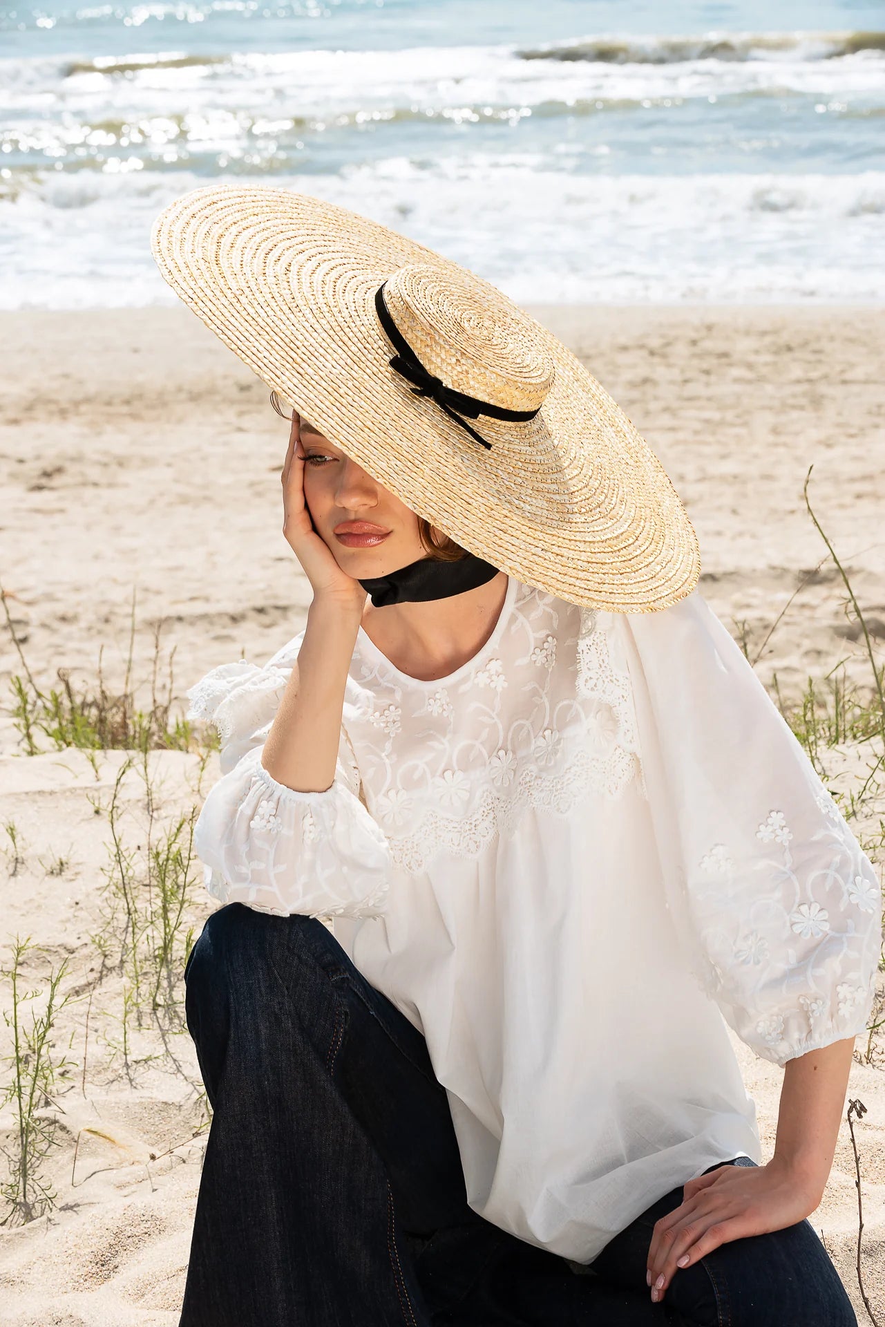 Bluza Alba Maramu cu Broderie Tridimensionala