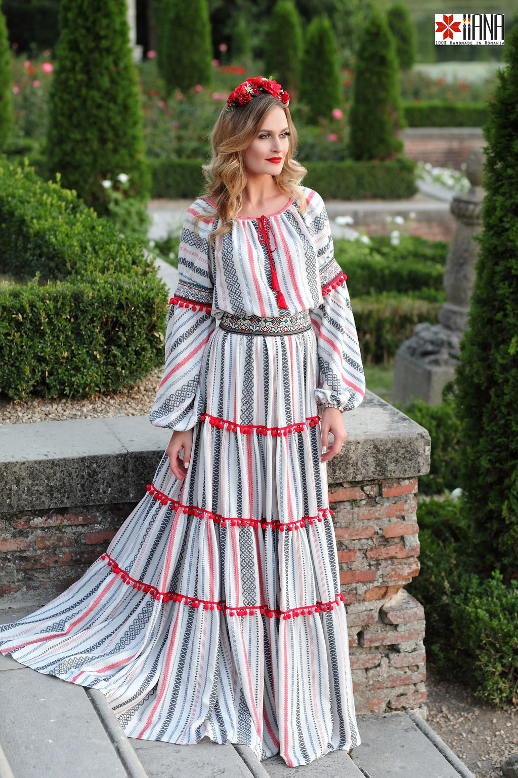 Rochie Boho Populara Stilizata cu Motive Traditionale