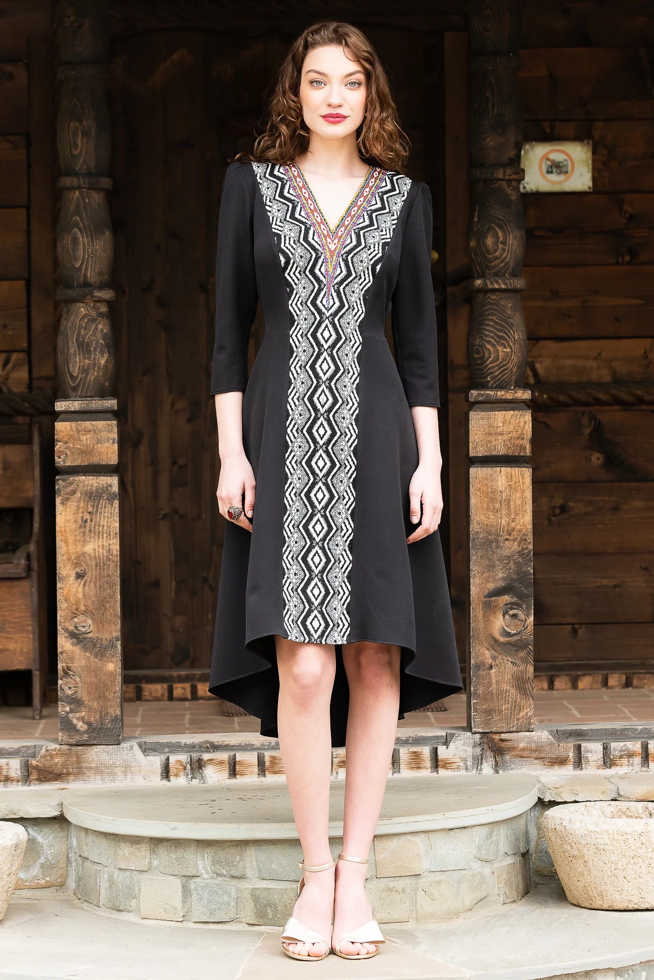 Rochia Gorjana Neagra