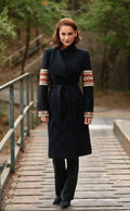 Palton Midi Negru cu Motive Traditionale