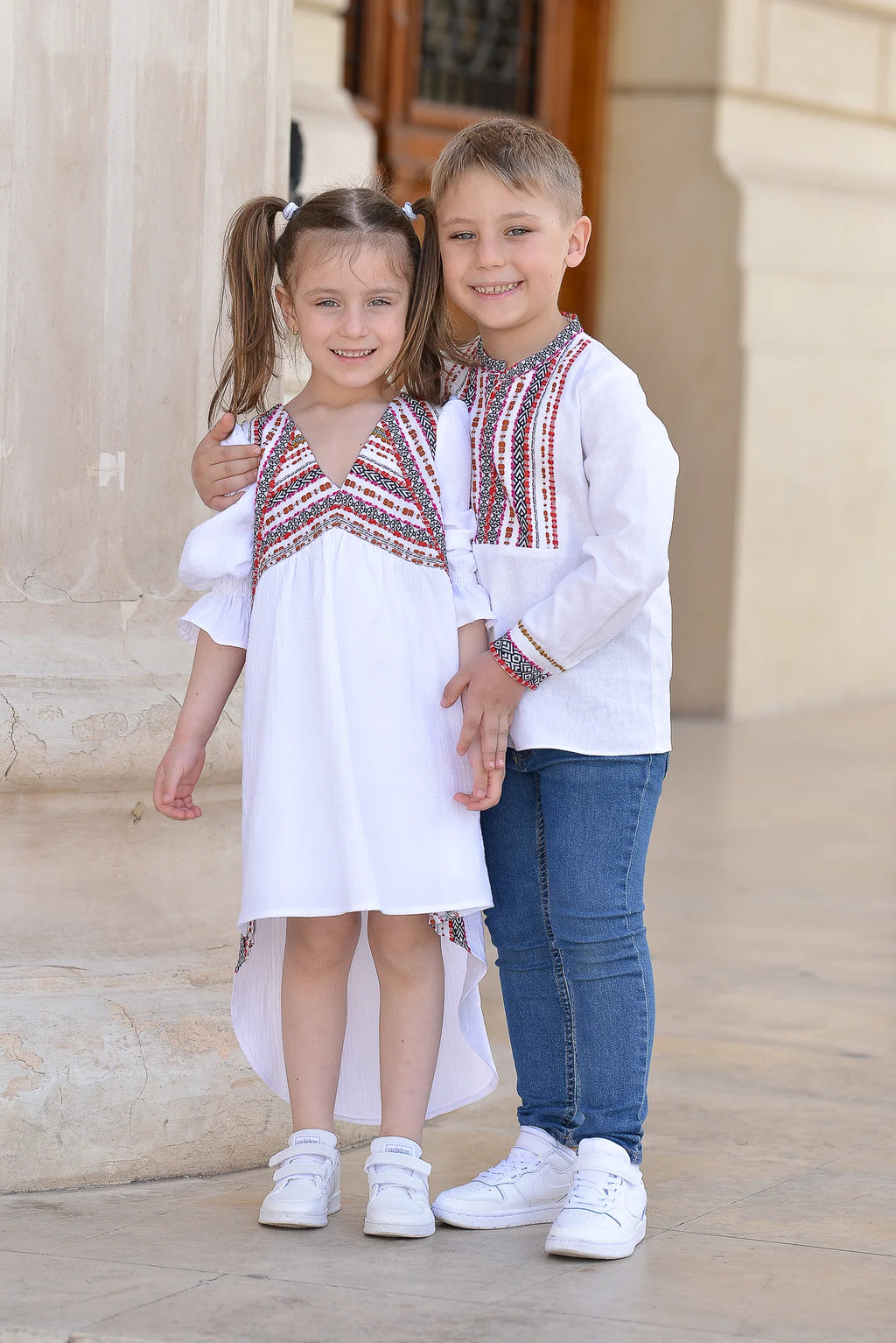 Rochita traditionala fetite Alba Agata 9 luni - 7 ani