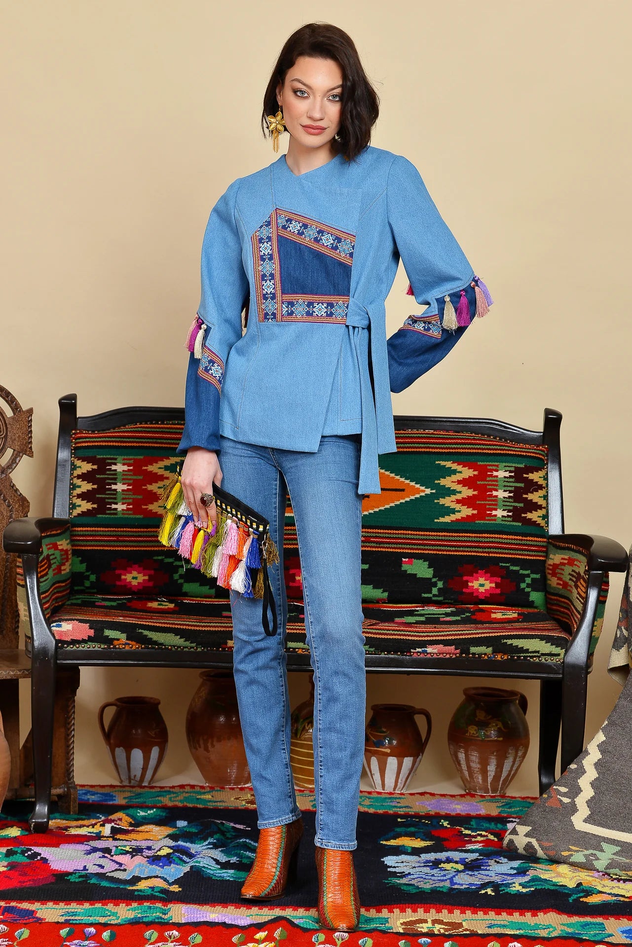 Jacheta din Denim cu Ciucuri de Matase si Jacquard Etnic