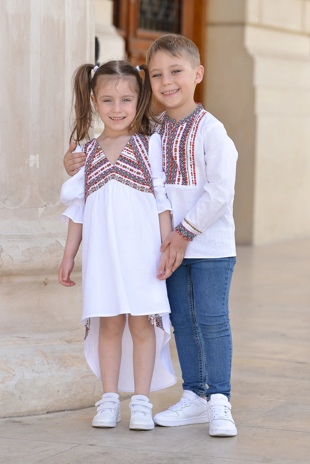 Rochita traditionala fetite Alba Agata 9 luni - 7 ani