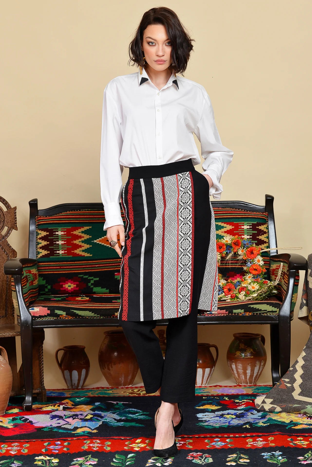 Pantaloni Negri cu Oprege